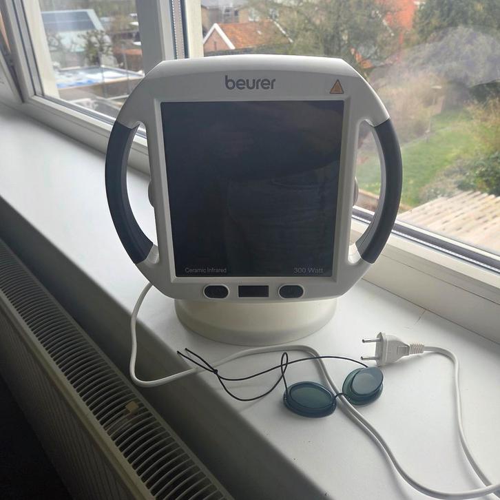 Beurer IL 50 Infraroodlamp, Sport en Fitness, Gezondheidsproducten en Wellness, Nieuw, Overige typen, Ophalen