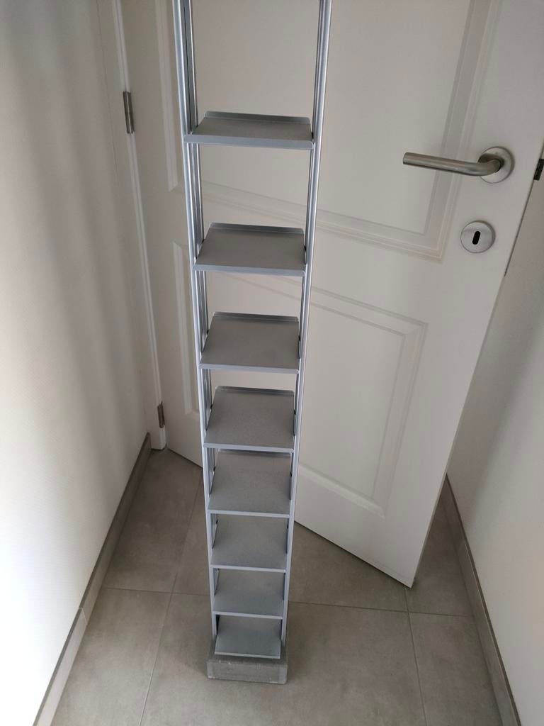 Metalen CD opbergrek - Slank en ruimtebesparend, Gebruikt, 75 tot 150 discs, Ophalen of Verzenden, Metaal