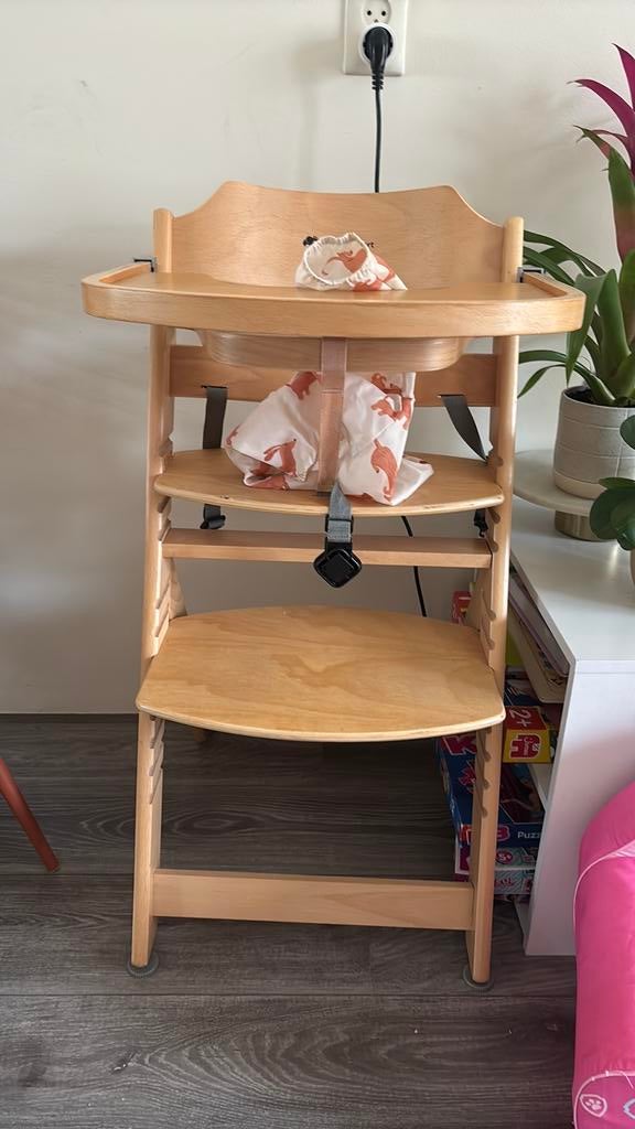 Bebeconfort eetstoel, Kinderen en Baby's, Kinderstoelen, Ophalen of Verzenden, Gebruikt, Meegroeistoel