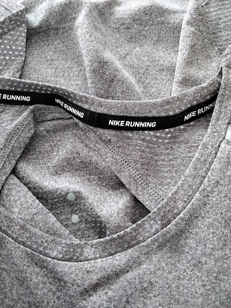 Sportkleding pakket - Nike Dri-FIT, Nike, Ophalen of Verzenden, Hardlopen of Fietsen, Maat 36 (S)