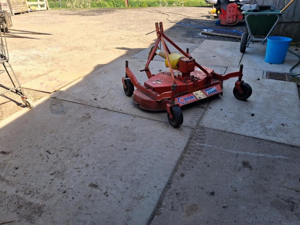 Robuuste cirkelmaaier voor tractor - Caroni TC480, Tuin en Terras, Grasmaaiers, Cirkelmaaier, Gebruikt, Ophalen of Verzenden, Benzine-grasmaaier