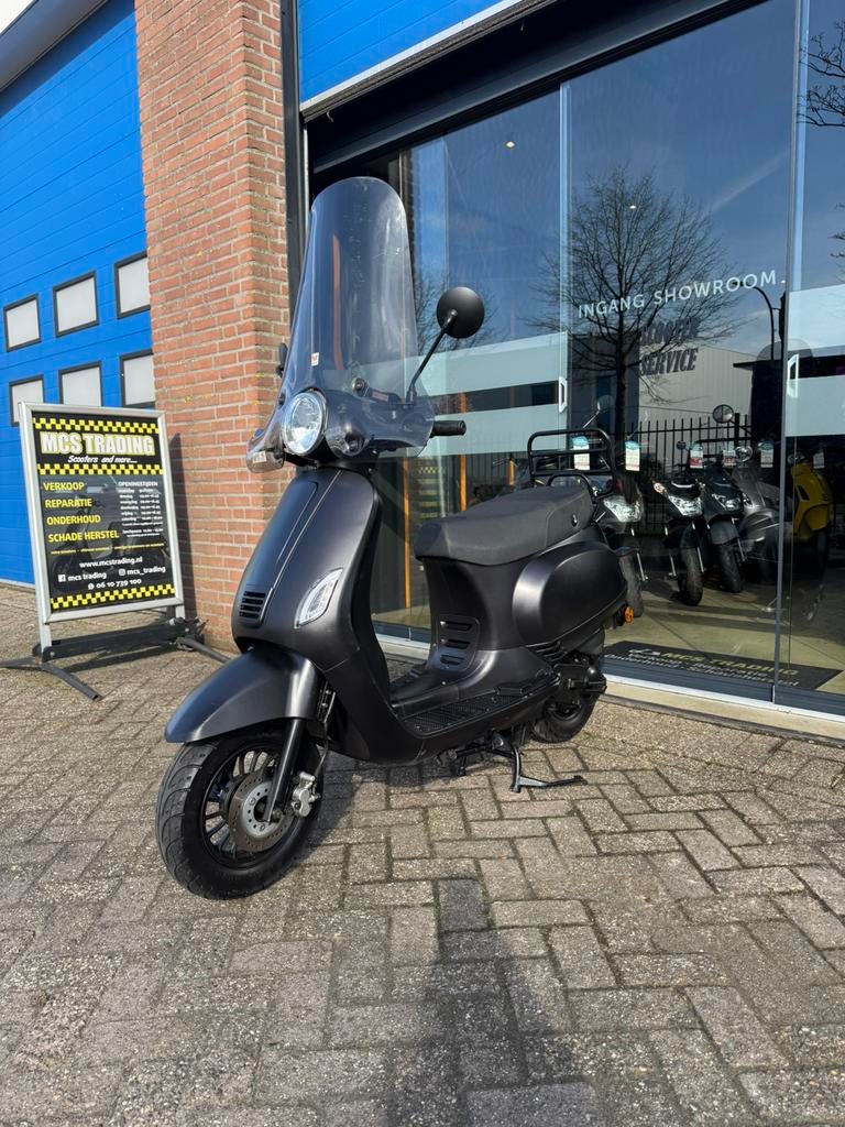 Riva bromscooter/mat zwart/bj 2017/km 6881, Ophalen, Gebruikt, Maximaal 45 km/u, Nvt