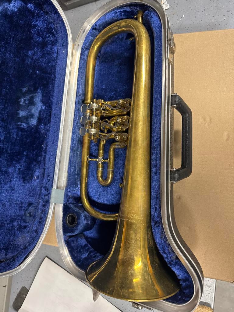 Miraphone Flugelhorn met koffer - Zeer goede staat, Ophalen of Verzenden, Zo goed als nieuw, Overige typen, Met koffer