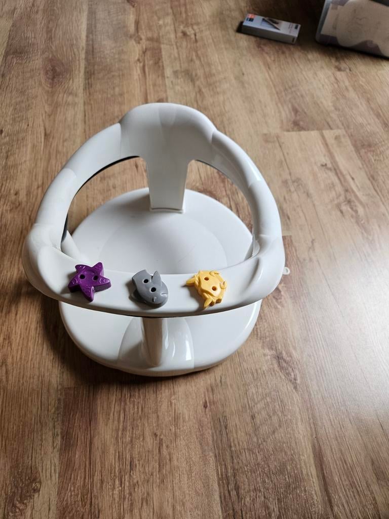 Badzitje met speelgoed voor baby's, Ophalen of Verzenden, Gebruikt, Badzitje of Badring, Overige merken