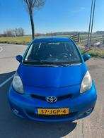Toyota Aygo 5DRS Airco Carplay Elektrische ramen Diepblauw, Voorwielaandrijving, 68 pk, Origineel Nederlands, Handgeschakeld