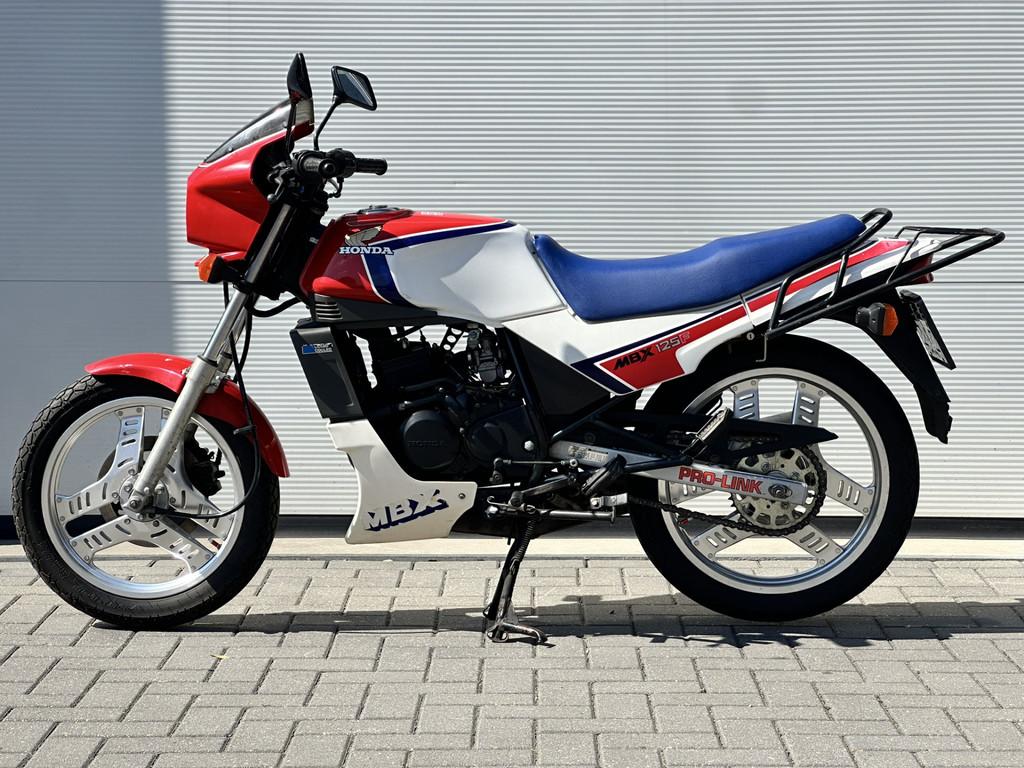 Honda MBX 125F JC10 | Prachtige originele MBX! (bj 1984), Motoren, Info@autobedrijfwegman.nl, Overig, Industrieweg 4
4233GA  AMEIDE, NL