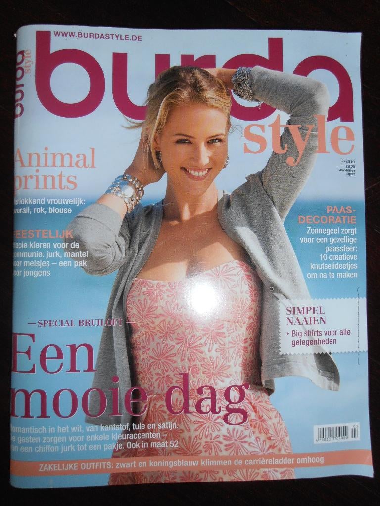 Burda maart 2010 mijn trouwjurk, communiekleding, Ophalen of Verzenden, Vrouw, Burda