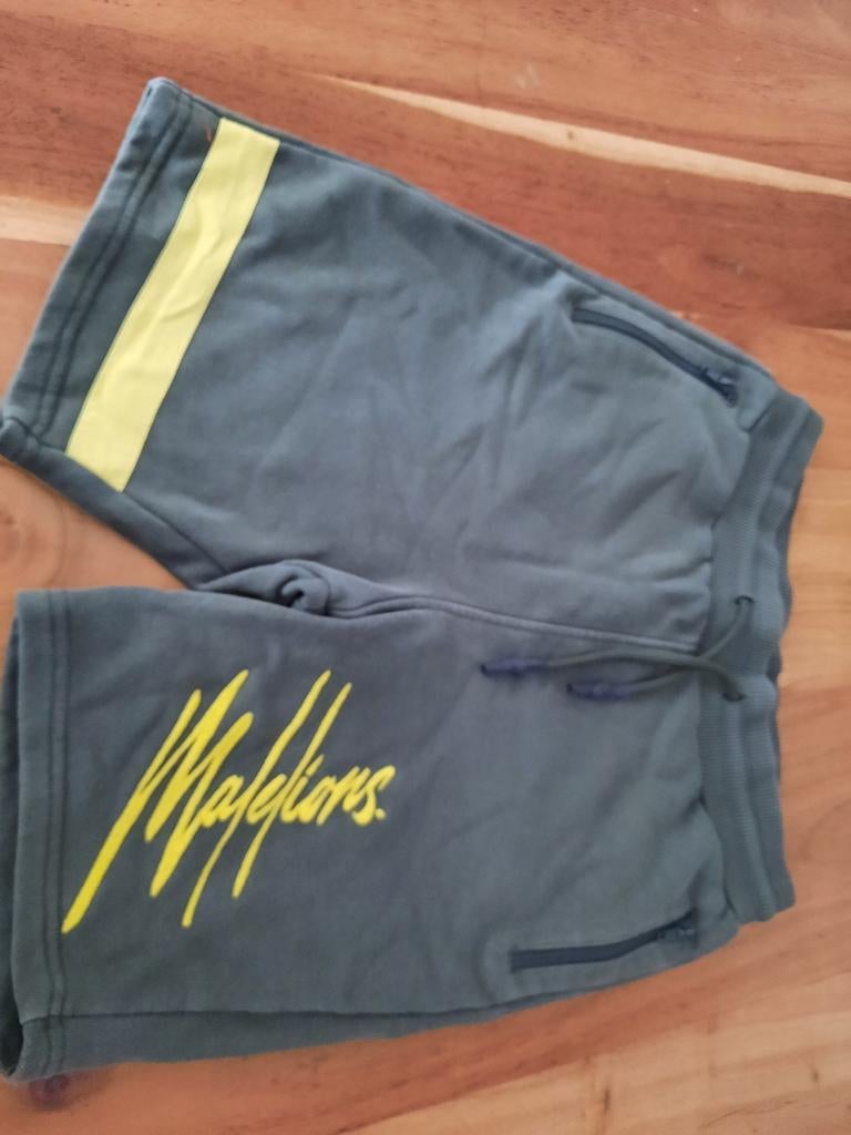 Malelions korte broek groen met geel maat 176, Kinderen en Baby's, Kinderkleding | Maat 176, Ophalen of Verzenden, Jongen, Broek