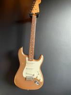 Fender Stratocaster Vintera Road Worn Firemist gold, Ophalen, Gebruikt, Solid body, Fender