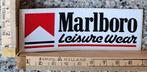 Vintage sticker Marlboro Leisure wear tabak sigaretten logo, Ophalen of Verzenden, Zo goed als nieuw