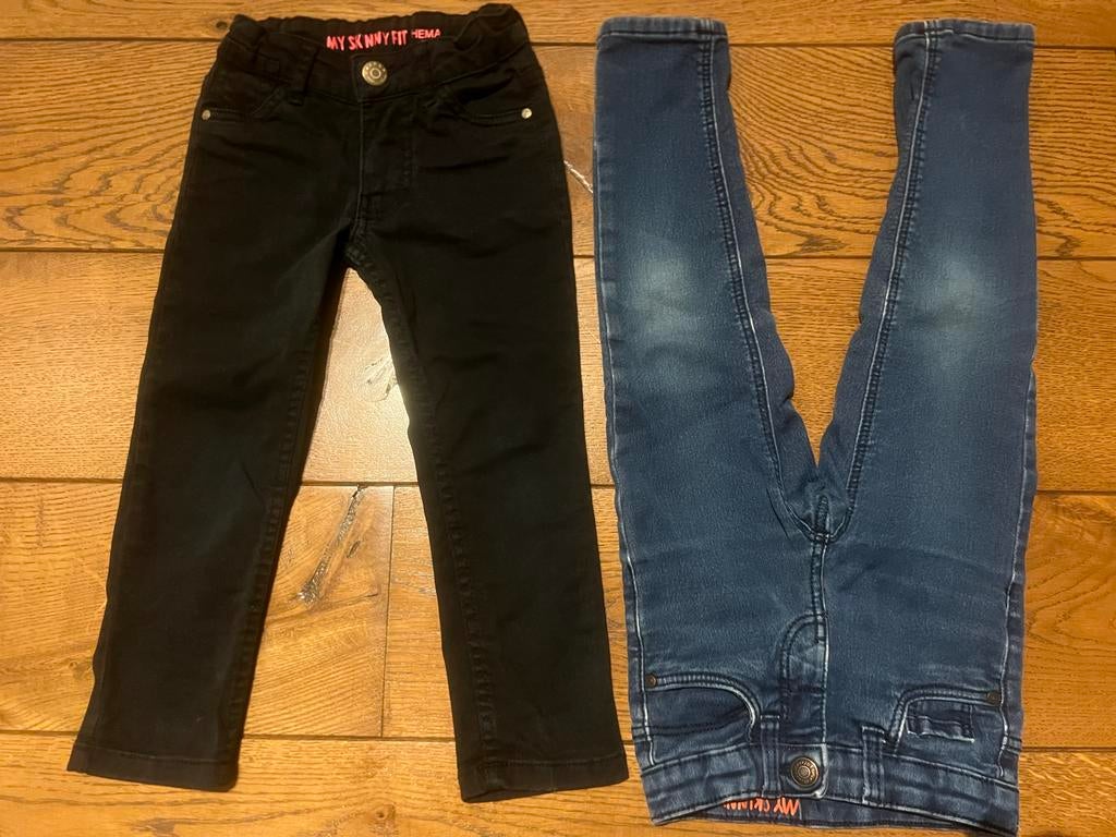 Hema My Skinny Fit Jeans Zwart en Blauw Maat 104, Kinderen en Baby's, Kinderkleding | Maat 104, Ophalen of Verzenden, Gebruikt