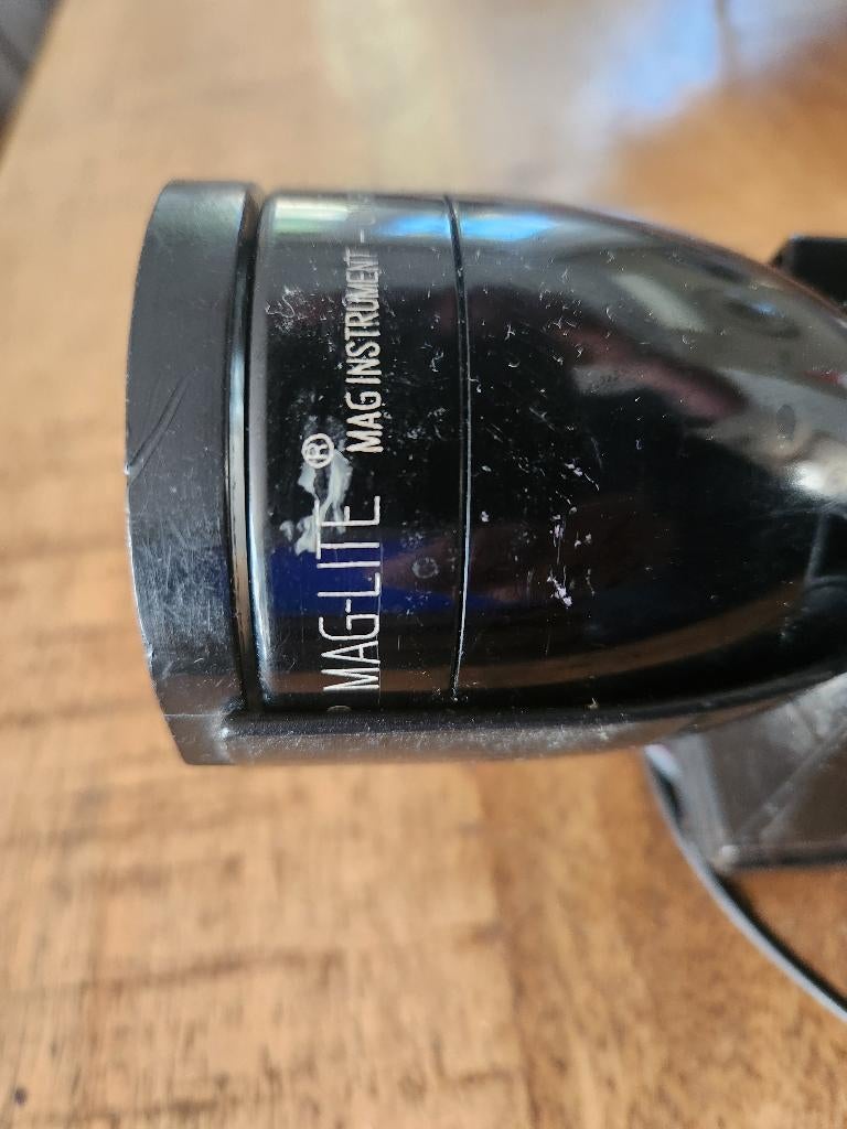 Maglite zaklamp, Caravans en Kamperen, Zaklampen, Ophalen of Verzenden, Batterij