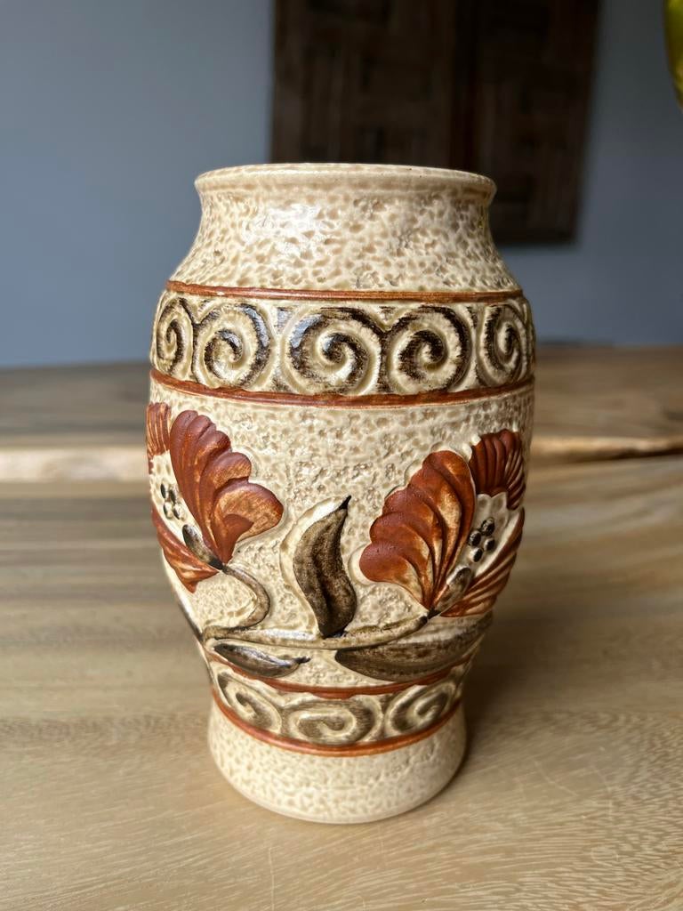 vaasje van Bay Keramik uit West-Duitsland uit de jaren 60–70, Antiek en Kunst, Antiek | Vazen, Ophalen