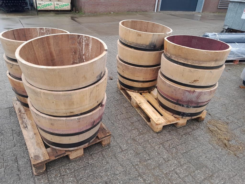 Eiken plantenbakken , vijver ,HALVE WIJNVATEN DIV.MATEN., Tuin en Terras, Bloembakken en Plantenbakken, Zo goed als nieuw, Hout