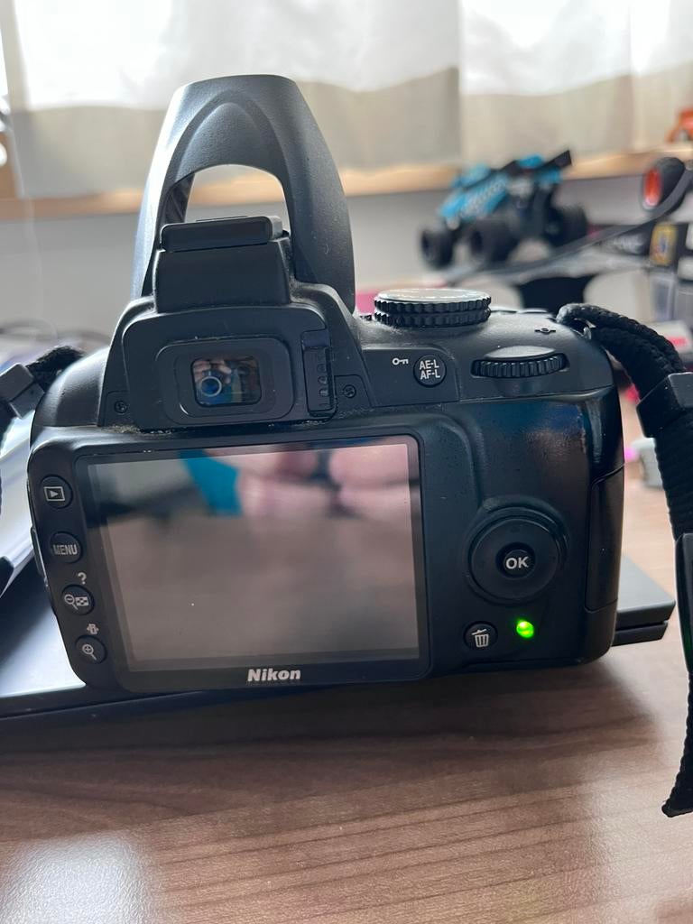 Nikon d3000 lens 18-55 mm en telelens 70-300 mm, Ophalen, Gebruikt, Spiegelreflex, Nikon