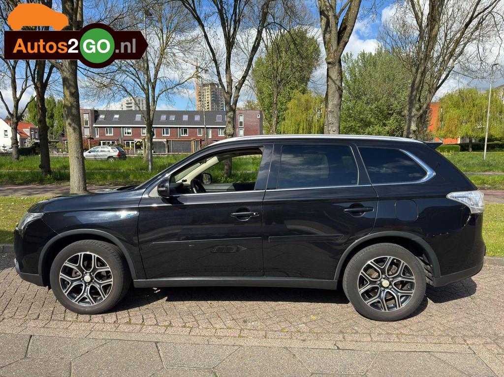 Mitsubishi Outlander 2.0 PHEV Instyle+, 1998 cc, Bi-Xenon koplampen, Euro 6, 4 cilinders