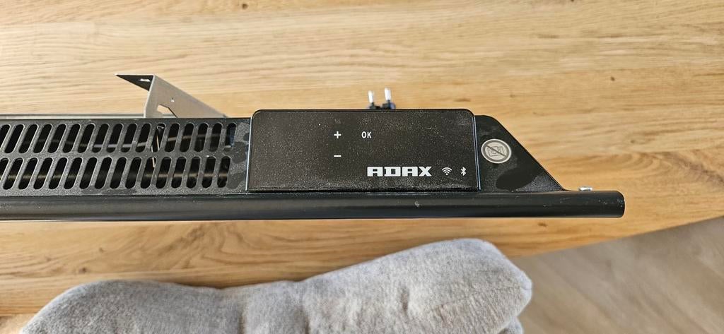 Elektrische convector radiator Adax 1000W, Ophalen, 30 tot 80 cm, Radiator, Zo goed als nieuw