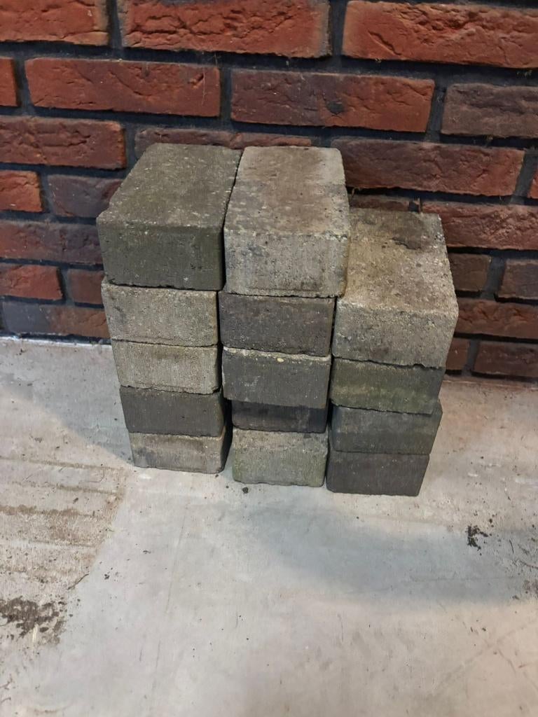 Betonklinkers / straatklinkers – gebruikte bestrating, Tuin en Terras, Tegels en Klinkers, Ophalen, Gebruikt, Beton, Klinkers