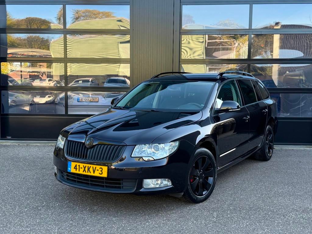 Skoda Superb Combi 1.4 TSI Greentech Active Navi Xenon Cruis, Auto's, Skoda, Voorwielaandrijving, Euro 5, 125 pk, Gebruikt