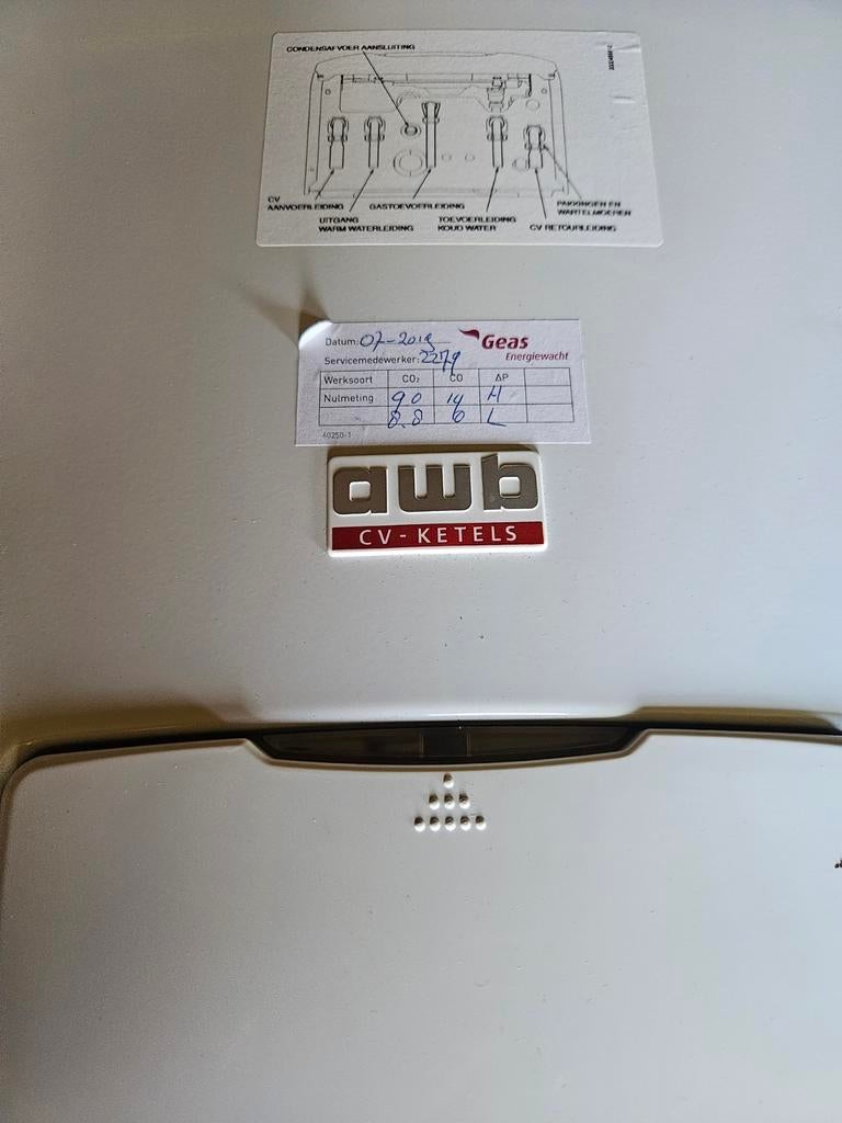 Cv installatie, Doe-het-zelf en Verbouw, Verwarming en Radiatoren, 30 tot 80 cm, Gebruikt, Cv-ketel of Combi-ketel, Minder dan 60 cm
