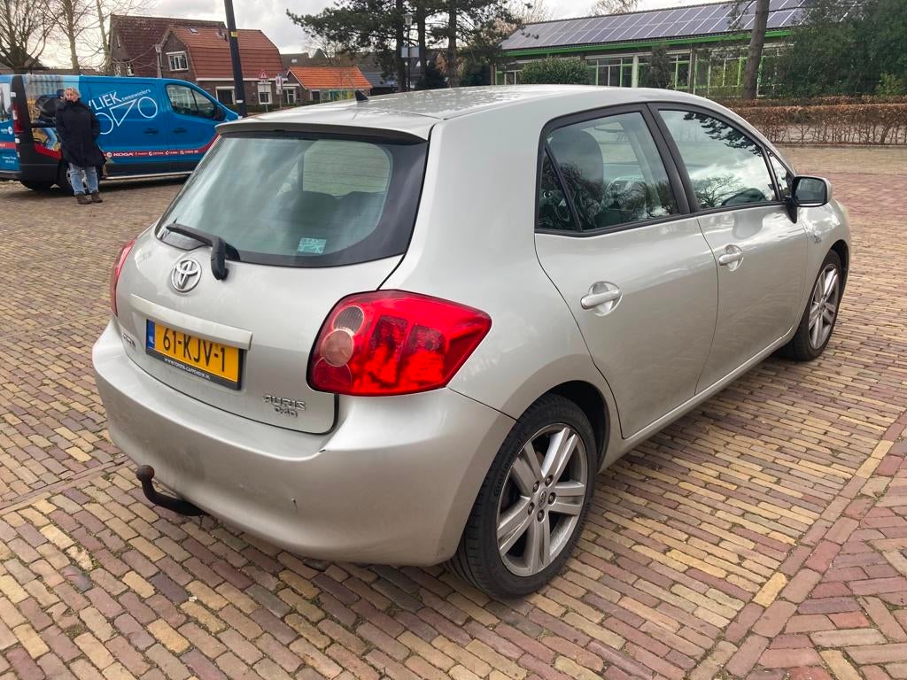 Toyota Auris 2.2 D-4D Luna Business | 177 PK | 229.114 Km +, Auto's, Toyota, Voorwielaandrijving, 450 kg, Gebruikt, 4 cilinders