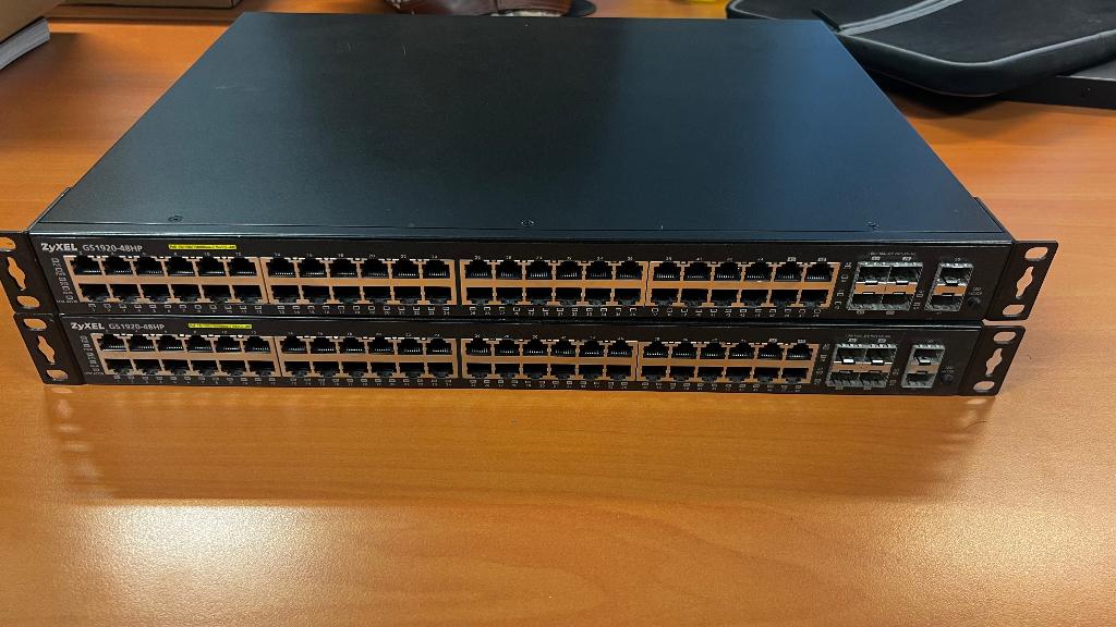 ZyXEL GS1920-48HP (all port!) POE high power, Computers en Software, Netwerk switches, Ophalen of Verzenden, Zo goed als nieuw