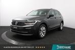 Volkswagen Tiguan 1.5 TSI 150pk DSG Life | Trekhaak | Stoelv, Auto's, Volkswagen, Stof, 4 cilinders, SUV of Terreinwagen, 750 kg
