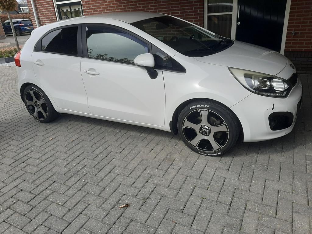 Velgen kia rio met winterbanden phantom 4x100, Ophalen