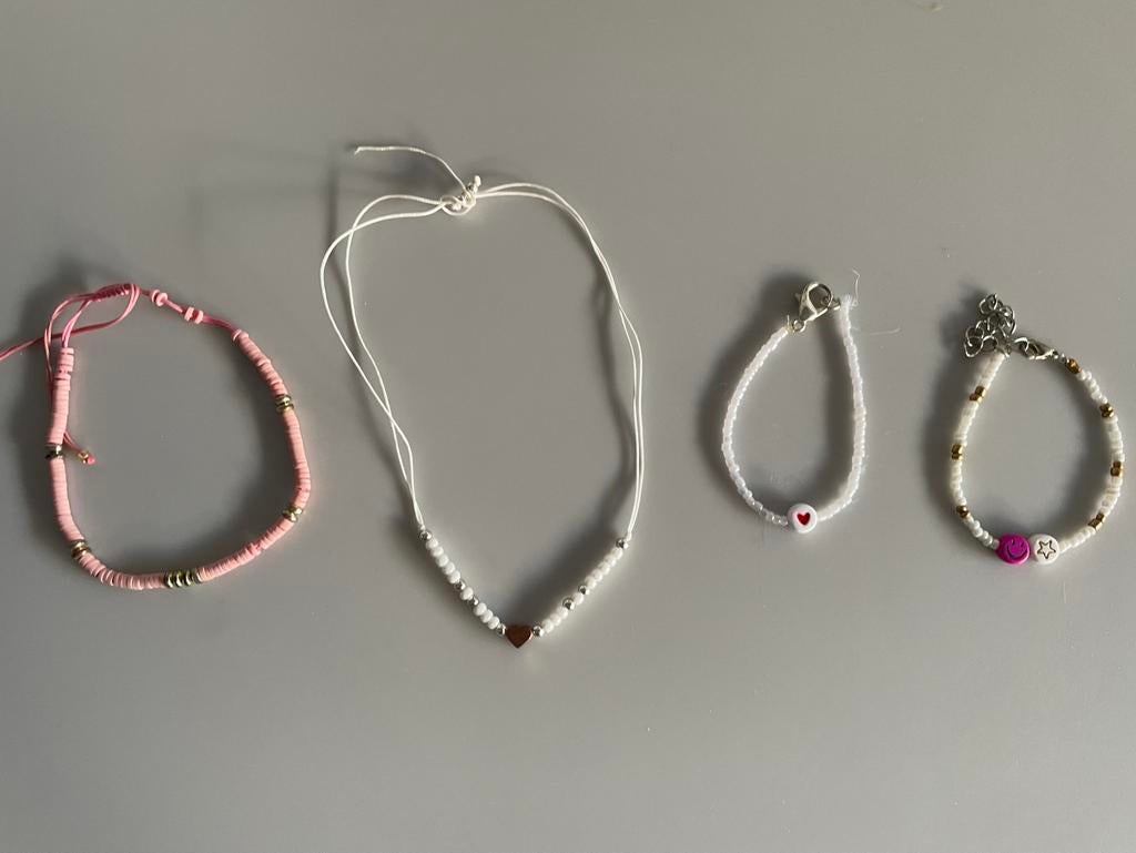 Kinder armbandjes en ketting, Ophalen, Zo goed als nieuw, Overige kleuren, Armband