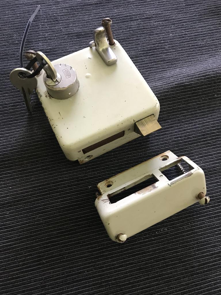 oplegslot Zeiss Ikon, Ophalen, Gebruikt, IJzer, Slot