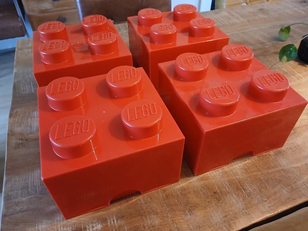 Lego opberg bakken rood, Ophalen