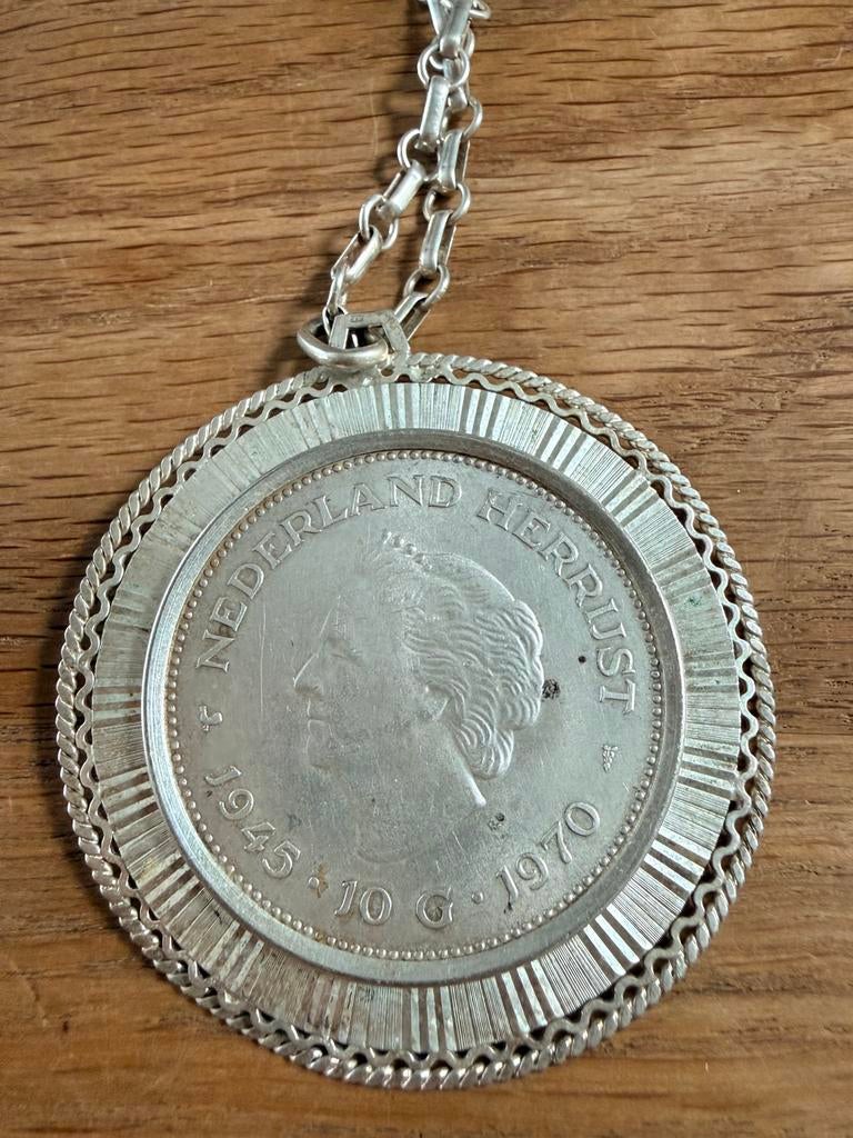 Zilveren tientje (1970) in hanger + ketting (alles zilver), Ophalen, Zilver