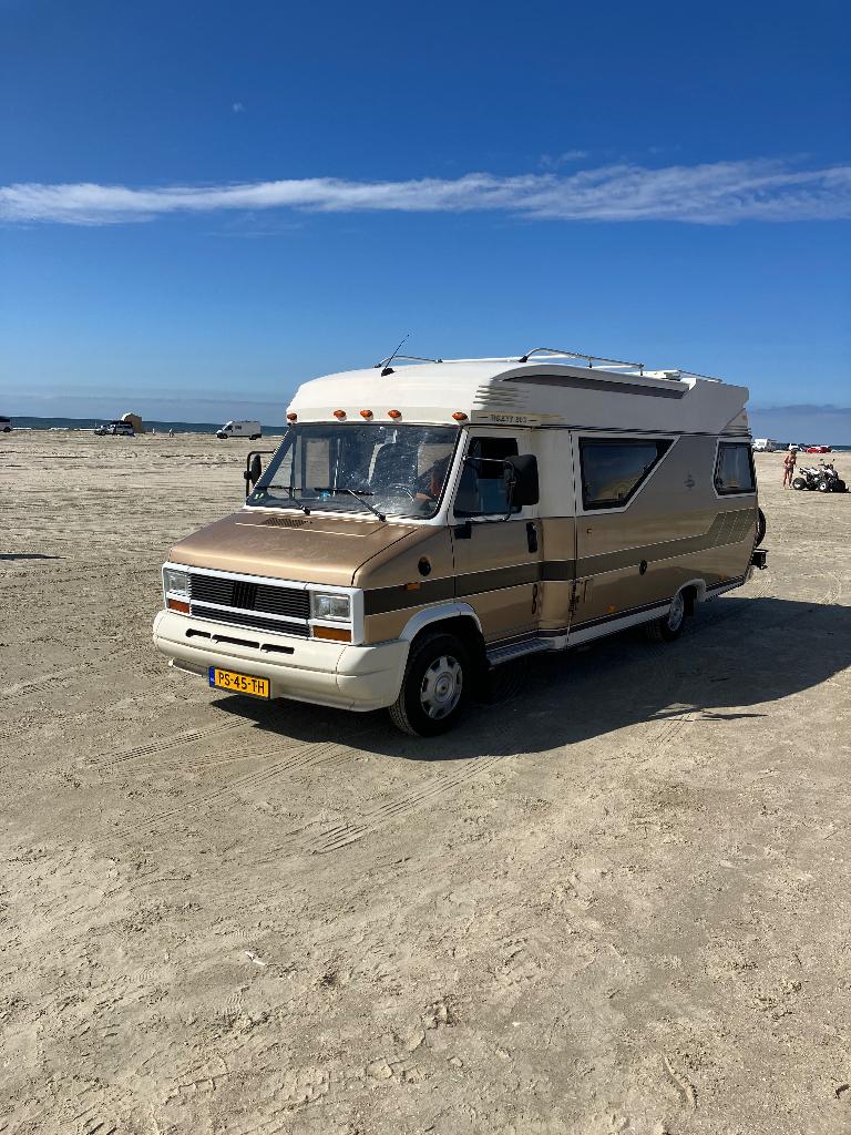 Hobby 600 camper benzine, bel.vrij!, Caravans en Kamperen, Campers, Chemisch toilet, Standaard zit, Ringverwarming, Reservewiel