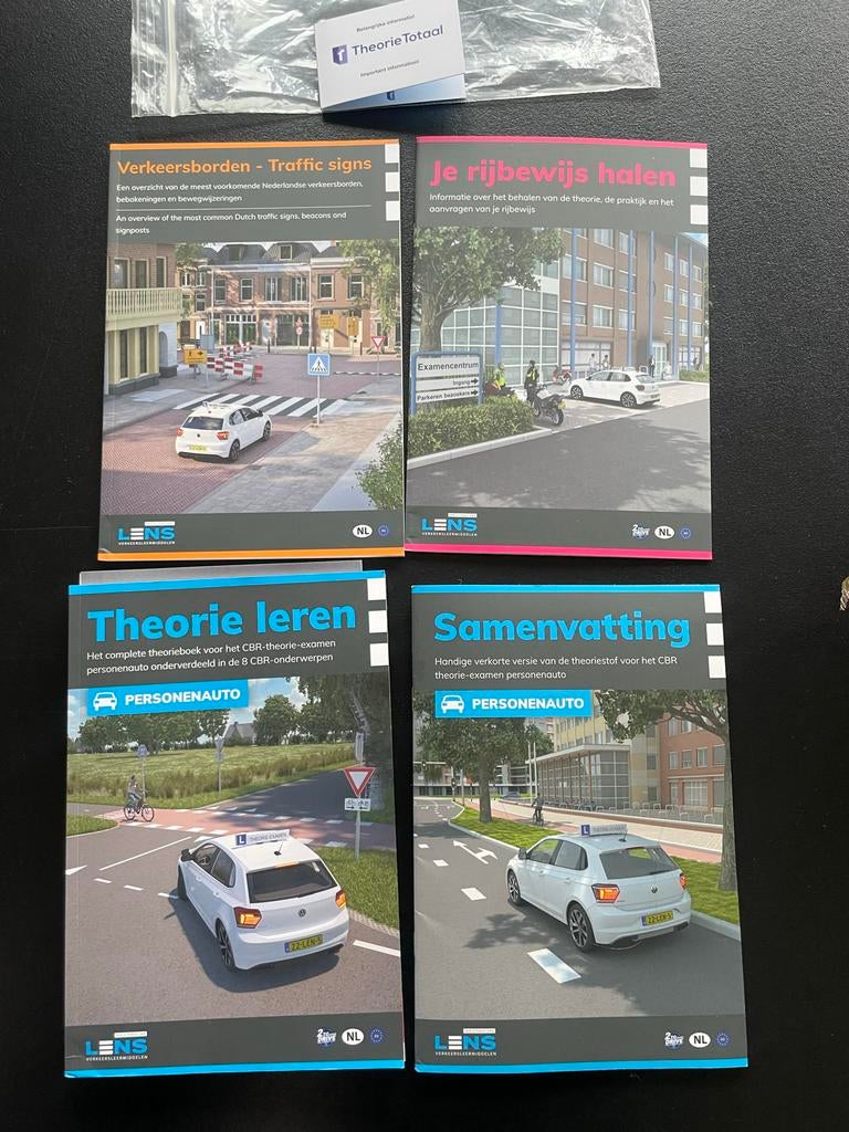 Theorie boeken rijbewijs B, Boeken, Ophalen of Verzenden, Alpha, Zo goed als nieuw, Niet van toepassing