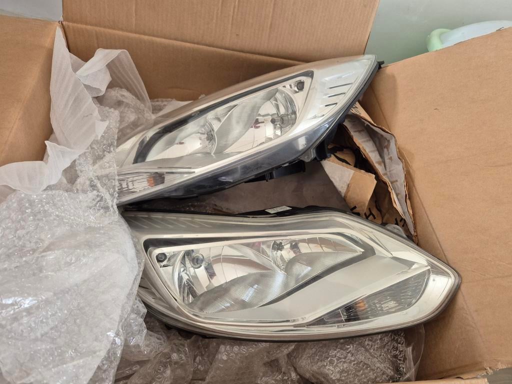 Koplampen kompleet Ford Focus MK3, Ophalen of Verzenden, Gebruikt, Ford