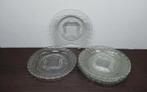 Ouderwets glazen gebakschaaltje, bordje,  9 beschikbaar, Ophalen of Verzenden