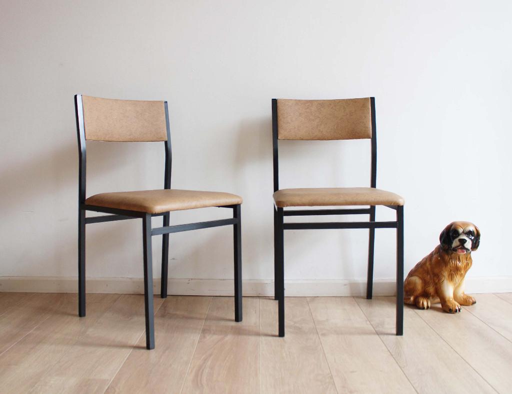 2 vintage eetkamer stoelen. Retro stoelen - Pastoe stijl., Ophalen, Twee, O, Bruin