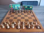 Schaak/dam bord met Revanche schaak en Revanche damstukken, Een of twee spelers, Ophalen of Verzenden, Zo goed als nieuw, Revanche