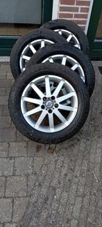 Volvo Winterbanden + Velg 16 inch., Ophalen, Gebruikt
