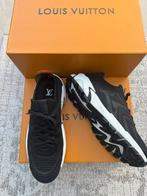 LV RUNNER TATIC MAAT 43, Zwart, Nieuw, Ophalen of Verzenden, Sneakers of Gympen