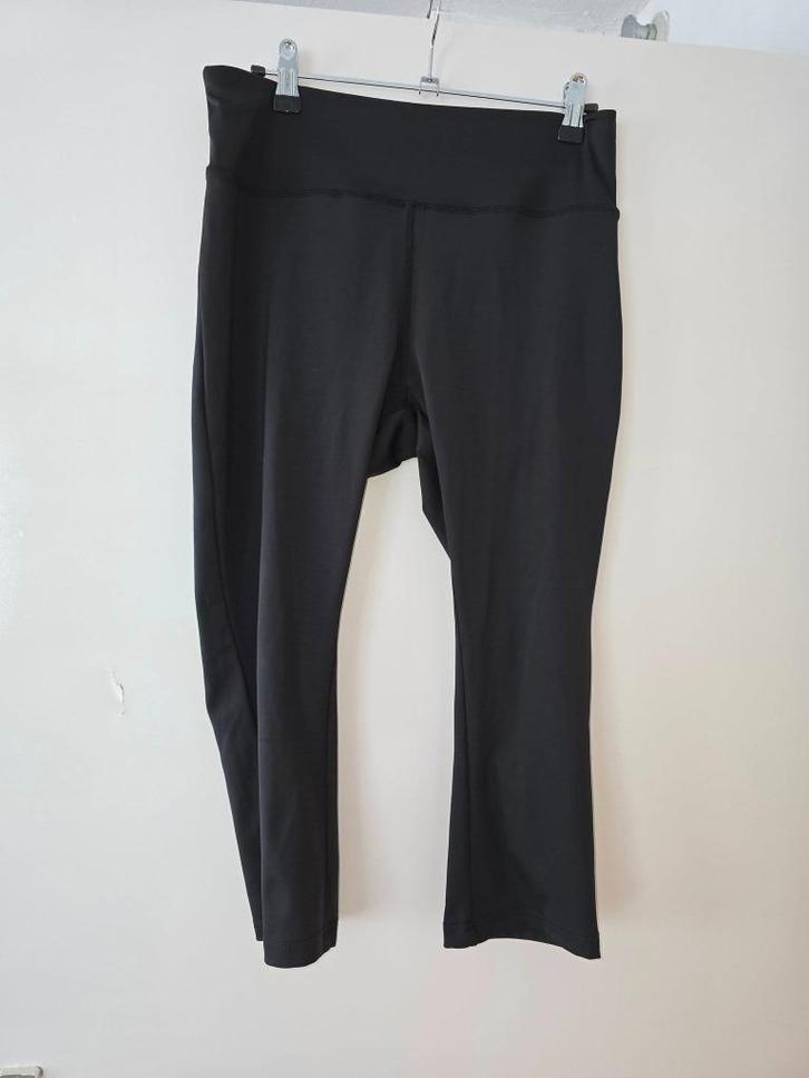 zwarte broek maat M  (k6, Kleding | Dames, Broeken en Pantalons, Gedragen, Zwart, Lang, Ophalen of Verzenden