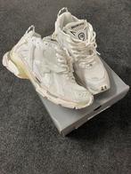 Balenciaga Runner wit, Kleding | Heren, Schoenen, Wit, Overige typen, Nieuw, Ophalen of Verzenden