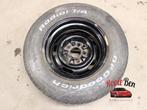 Reservewiel van een Pontiac Firebird, Gebruikt, Velg(en), -, -