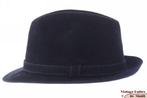 Vintage Gleufhoed Chisnall Windsor donker blauw vilt 57, Kleding | Heren, Chisnall Windsor, Hoed, Ophalen of Verzenden, 57 cm (M, 7⅛ inch) of minder