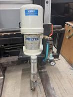 Airless pomp, Doe-het-zelf en Verbouw, Schildersmaterialen, Ophalen of Verzenden, Gebruikt, Verfspuit of Verfpomp