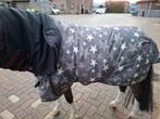 200 gram deken 145cm, Dieren en Toebehoren, Paarden en Pony's | Dekens en Dekjes, Ophalen of Verzenden, Gebruikt