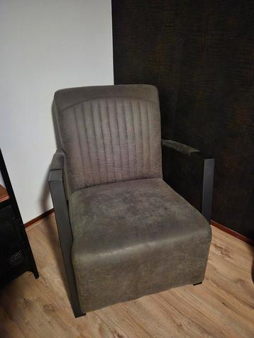 Industriële fauteuil  beschikbaar voor biedingen