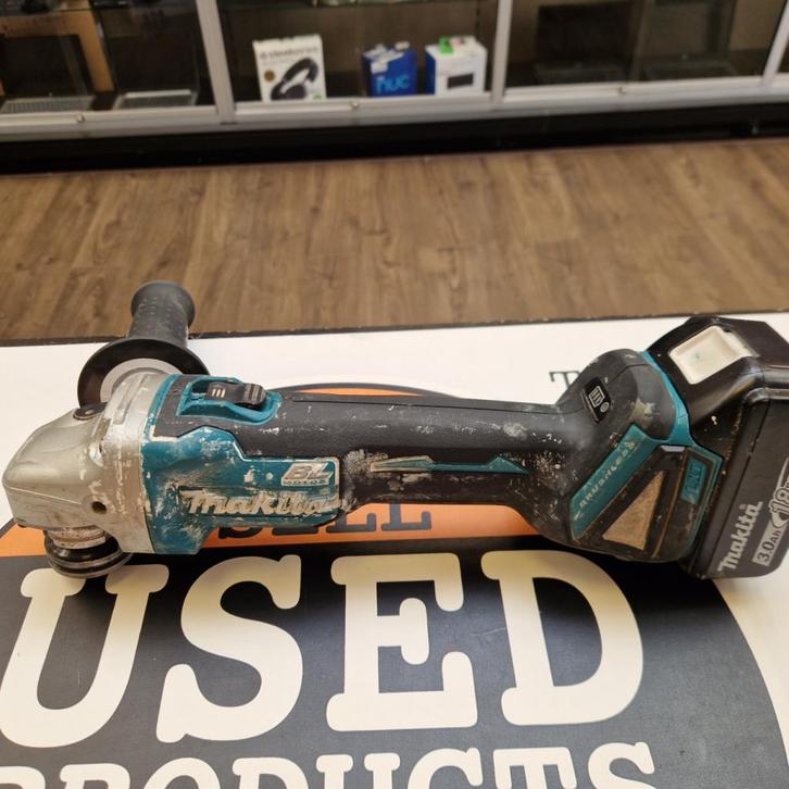 Makita DGA504 Slijptol + 18v 3.0 Accu, Doe-het-zelf en Verbouw, Gereedschap | Slijpmachines, Zo goed als nieuw