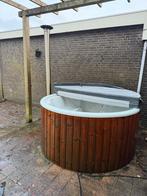 Welvaere hottub houtgestookt, Tuin en Terras, Bubbelbaden en Hottubs, Ophalen, Gebruikt, Filter, Inbouw