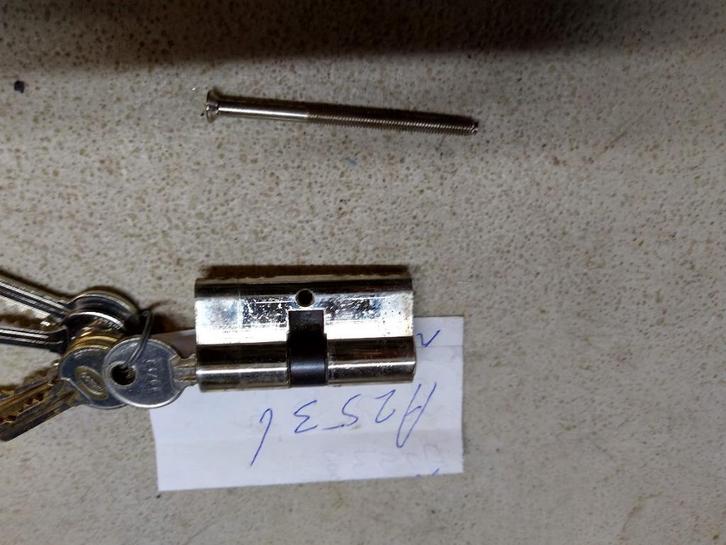 cilinderslot cilindersloten, Doe-het-zelf en Verbouw, Deuren en Horren, Gebruikt, Buitendeur, 200 tot 215 cm, Ophalen of Verzenden
